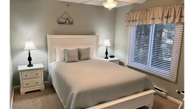 Photo 2 of room type One Bedroom Queen